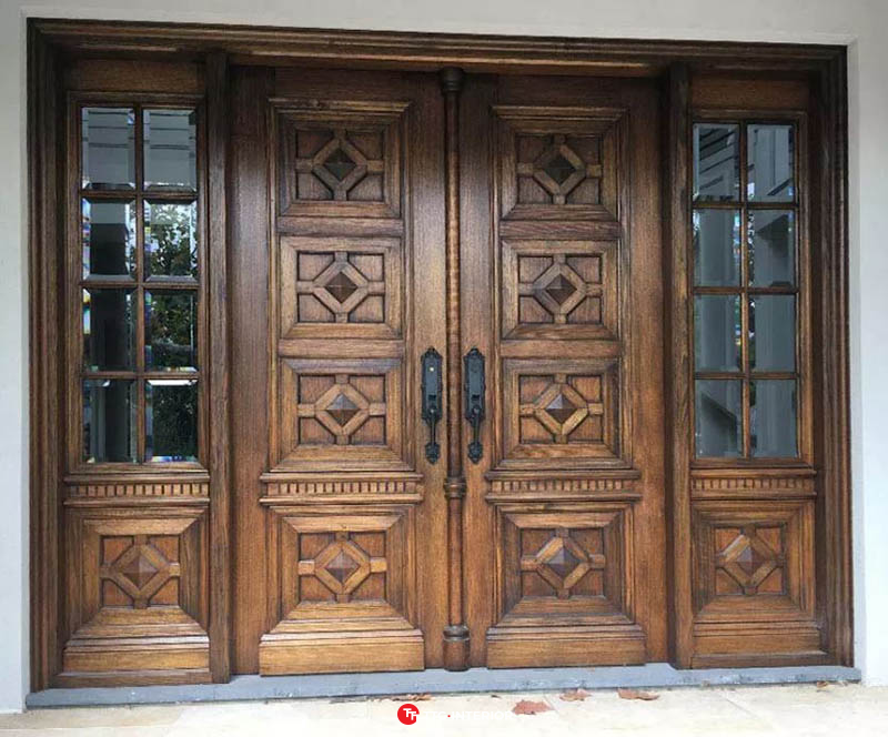 Mẫu cửa gỗ 4 cánh tân cổ điển