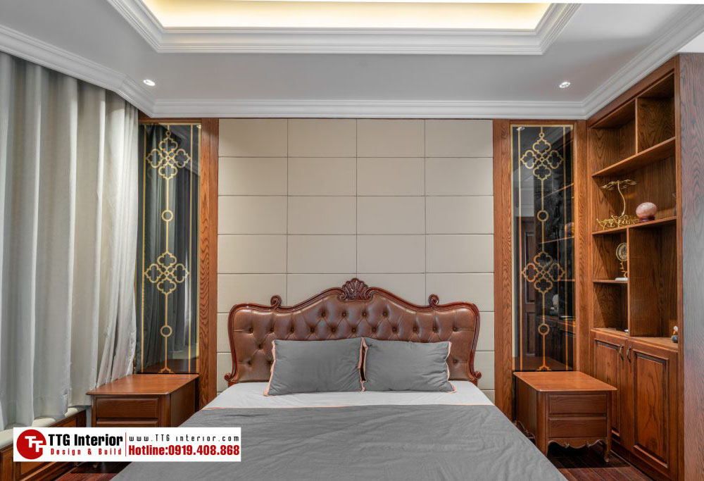 thiết kế nội thất tân cổ điển Vinhomes với phòng ngủ tân cổ điển sử dụng chất liệu gỗ tự nhiên chủ đạo